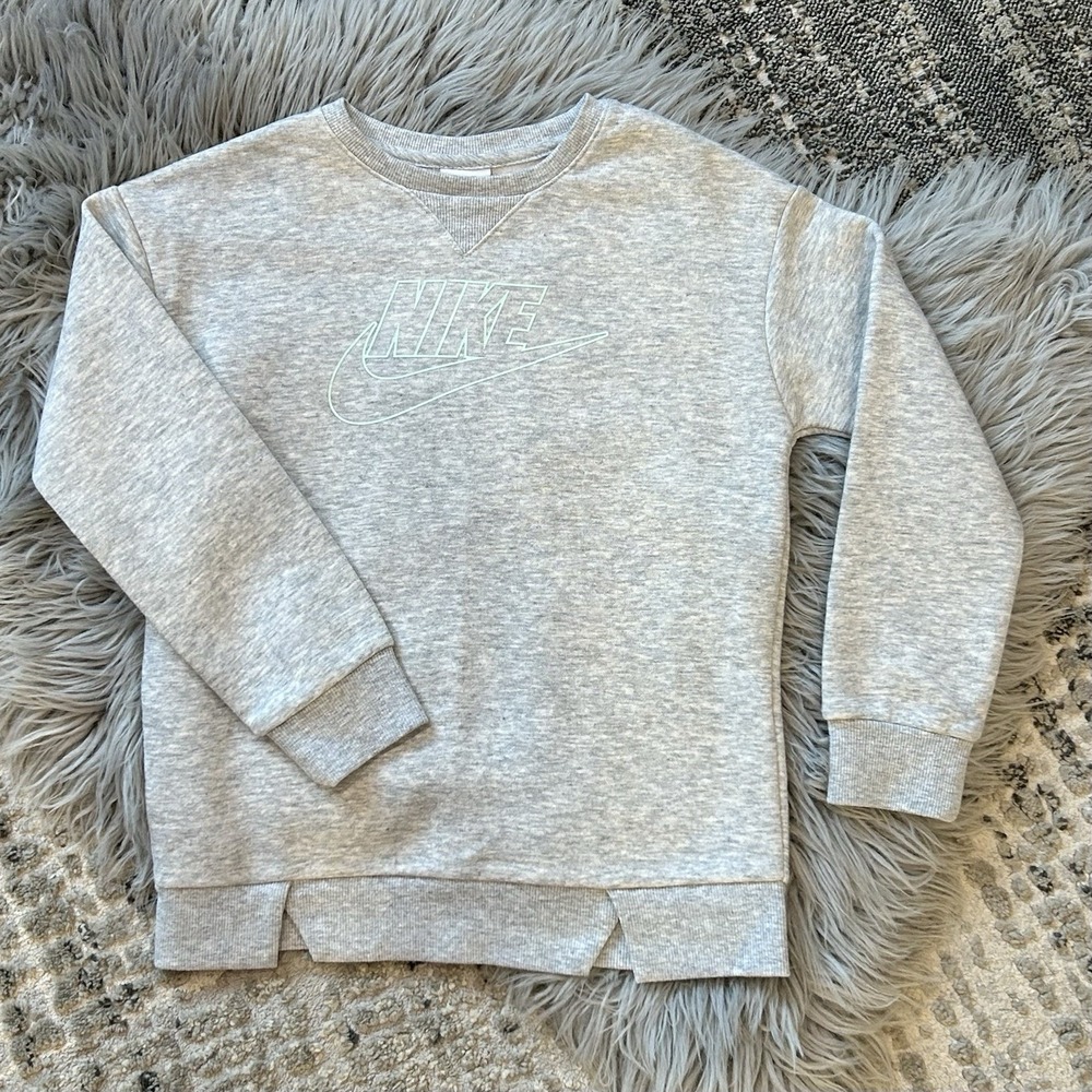 Nike Girls Pullover Fleece Lined Sweatshirt With Blue Logo Size 6-7